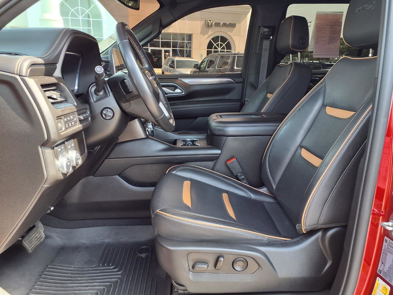 Used 2022 GMC Yukon AT4 w/ Technology Package AWD/4WD image 20