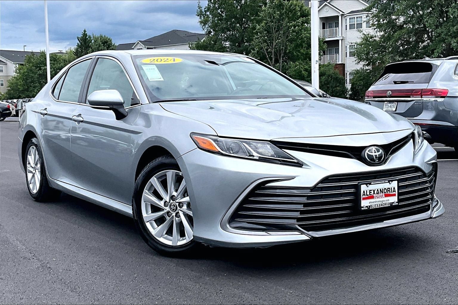 Used 2024 Toyota Camry LE w/ Cold Weather Package FWD image 2