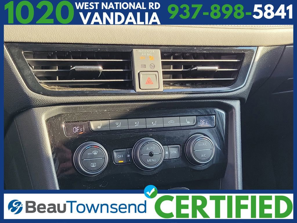 Used 2024 Volkswagen Taos SE image 28