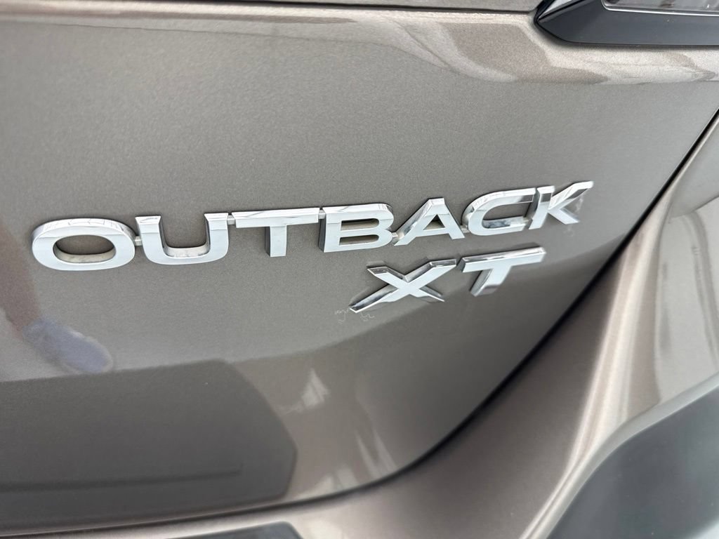 Used 2021 Subaru Outback Limited XT w/ Popular Package #2 AWD/4WD image 10
