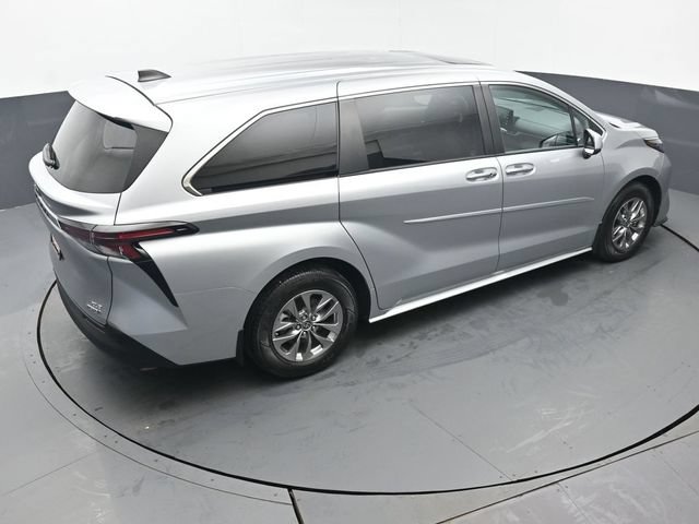 Certified 2023 Toyota Sienna XLE w/ Protection Package (TMS) FWD image 45