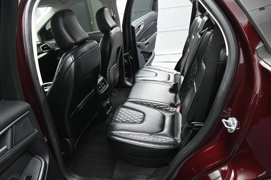 Certified 2023 Ford Edge Titanium AWD/4WD image 19