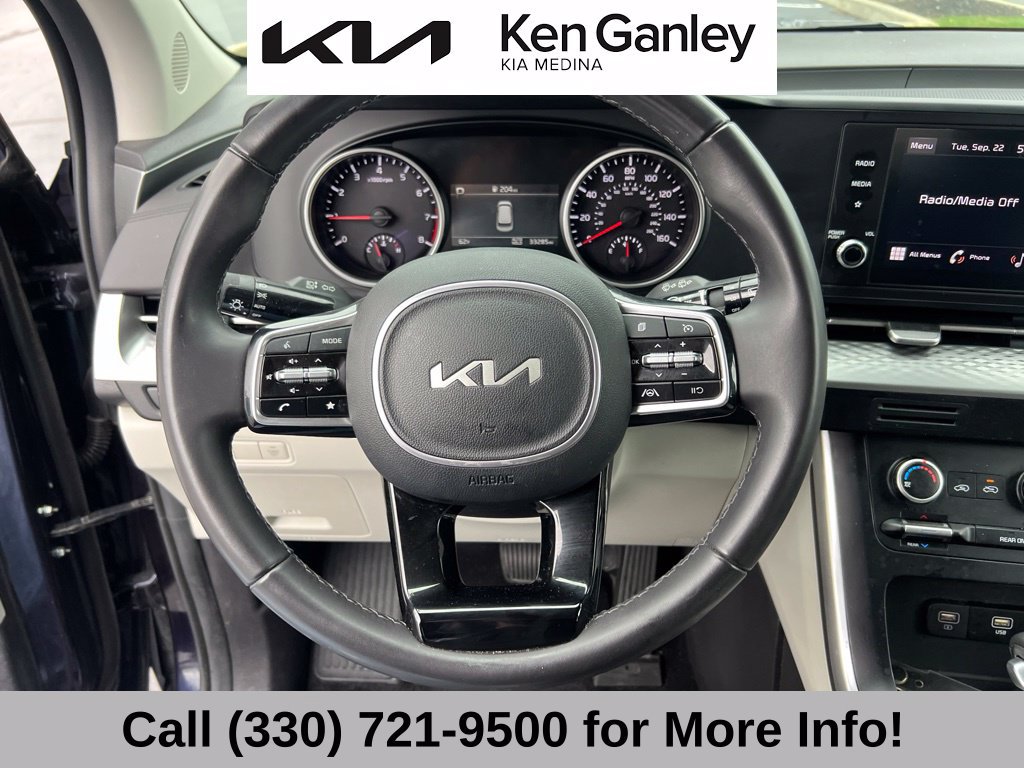 Certified 2024 Kia Carnival LX FWD image 32