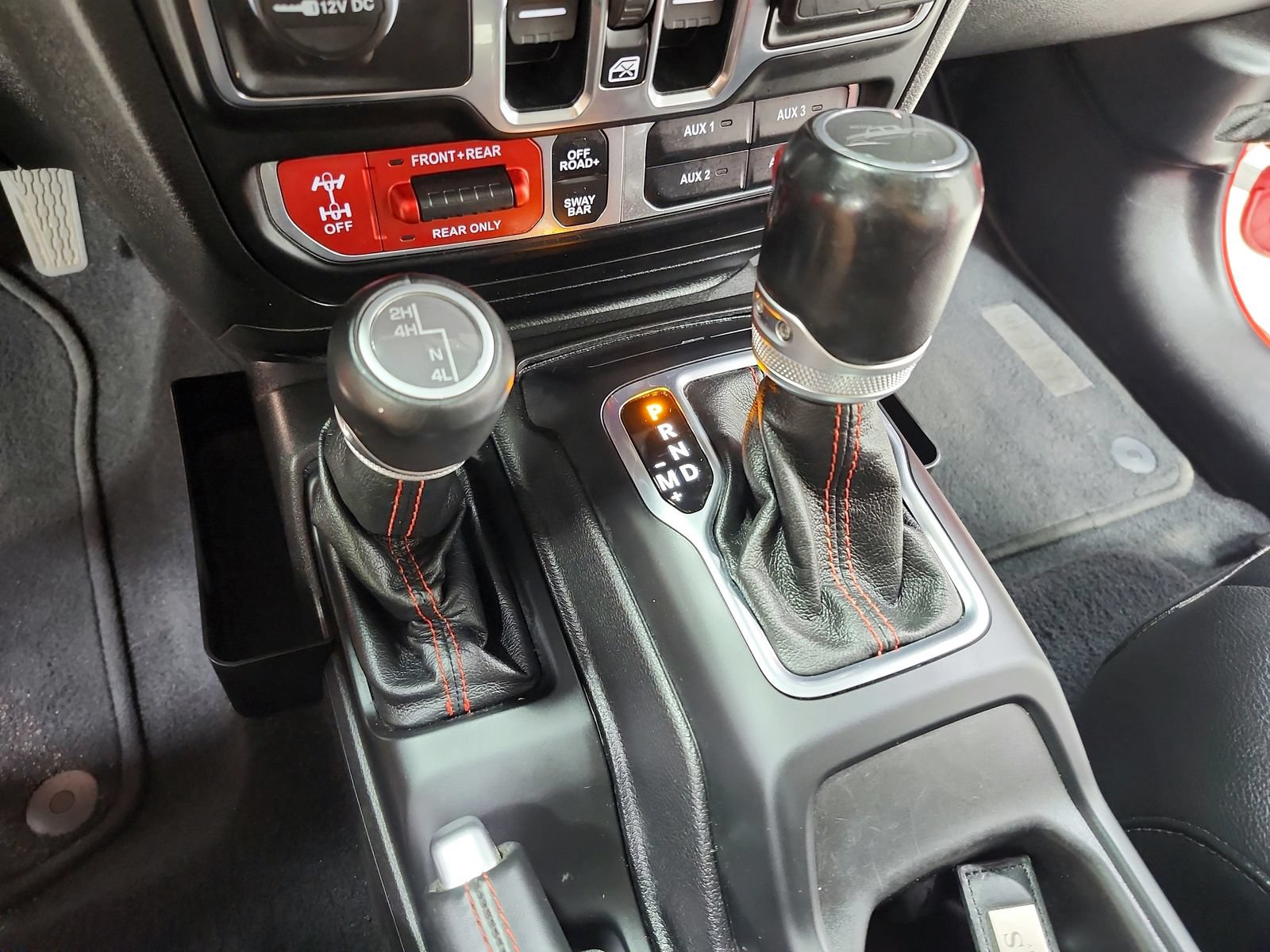 Used 2020 Jeep Gladiator Rubicon AWD/4WD image 30