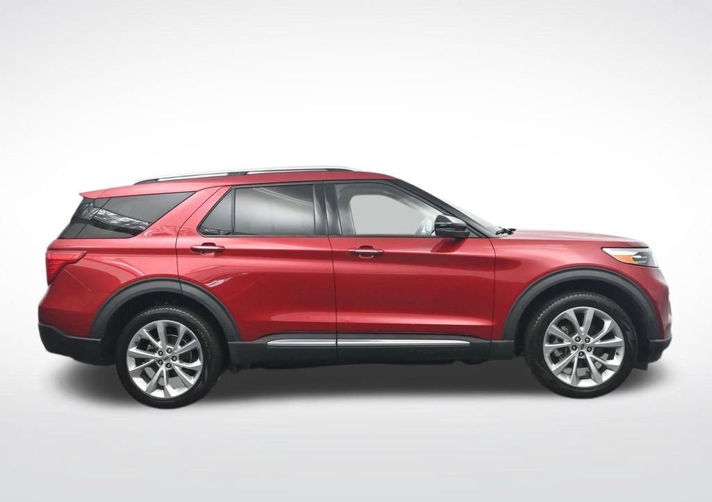 Used 2021 Ford Explorer Platinum w/ Equipment Group 601A AWD/4WD image 4