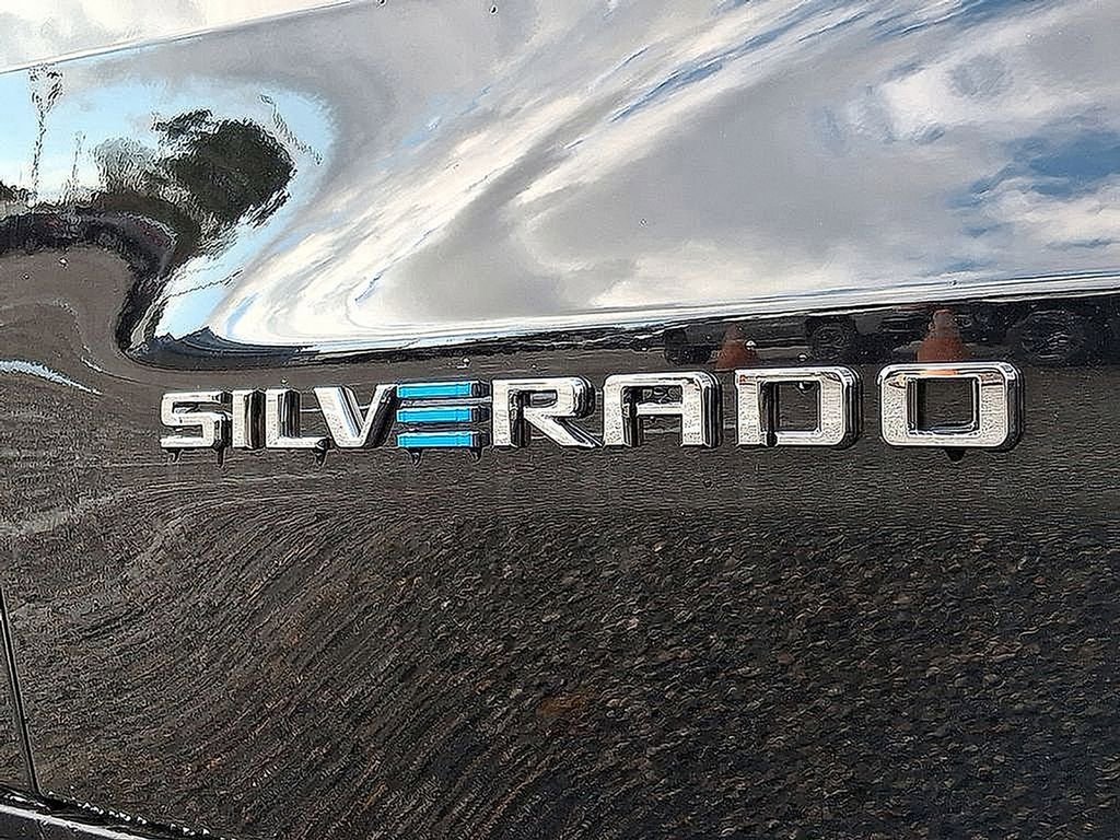 New 2026 Chevrolet Silverado EV LT image 22