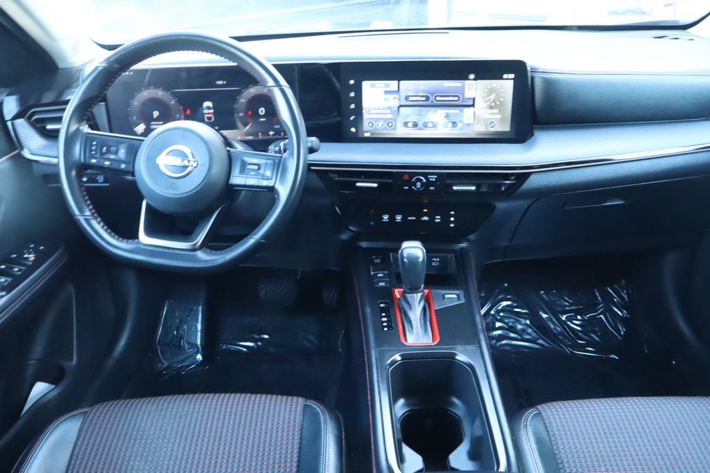 Used 2025 Nissan Kicks SR FWD image 28