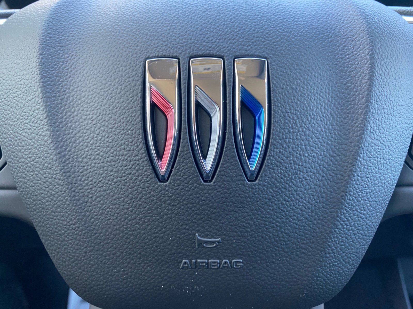 New 2026 Buick Encore GX Sport Touring w/ Advanced Technology Package FWD image 25