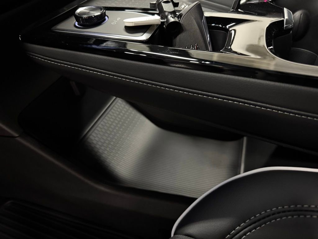 New 2026 Buick Enclave Preferred w/ LPO, All-Weather Package image 27