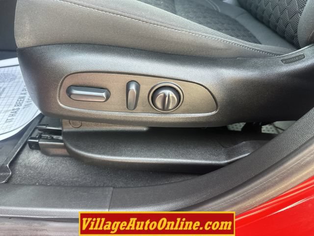 Used 2022 Chevrolet Blazer LT AWD/4WD image 15