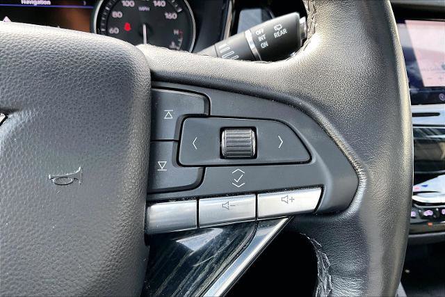 Used 2023 Cadillac XT6 Premium Luxury w/ Technology Package image 12