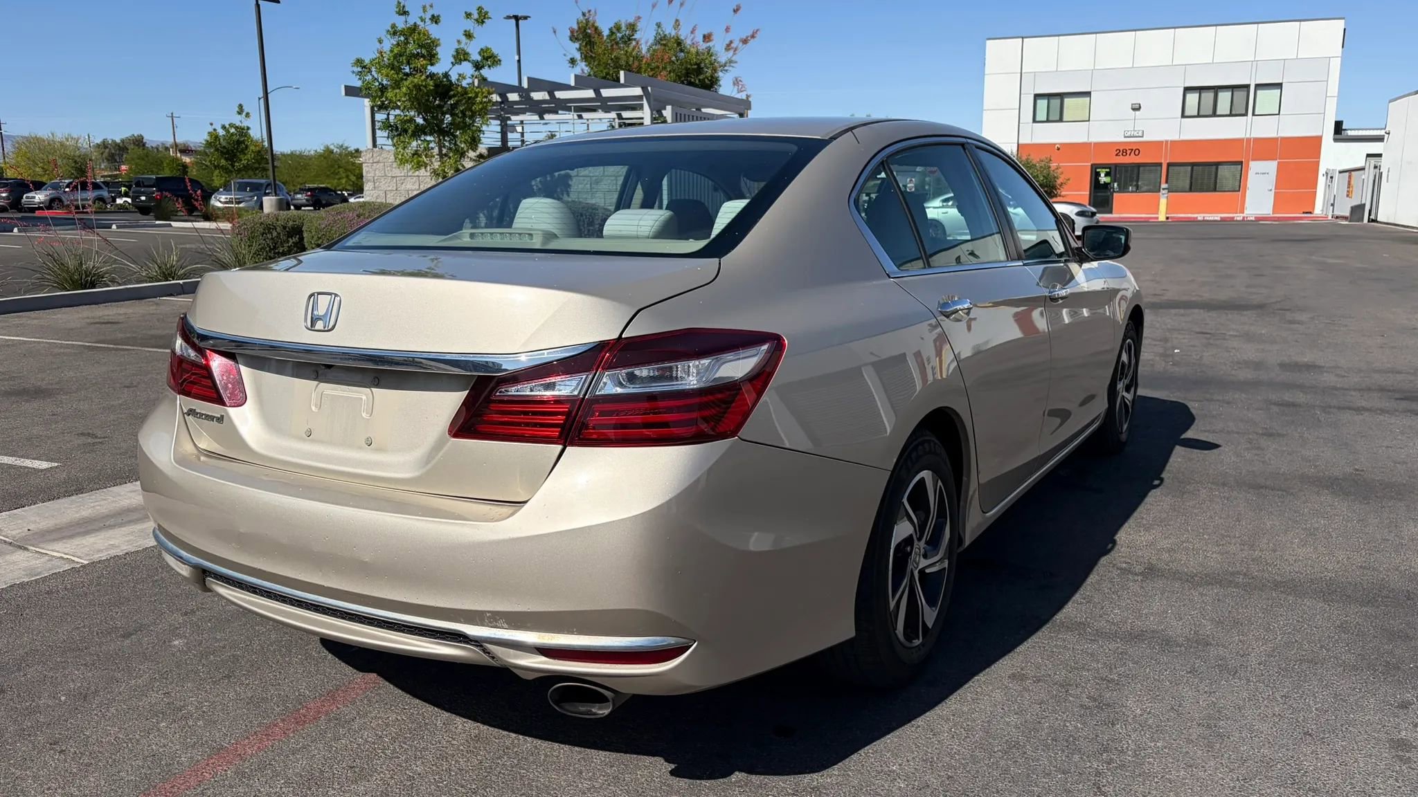 Used 2016 Honda Accord LX image 5