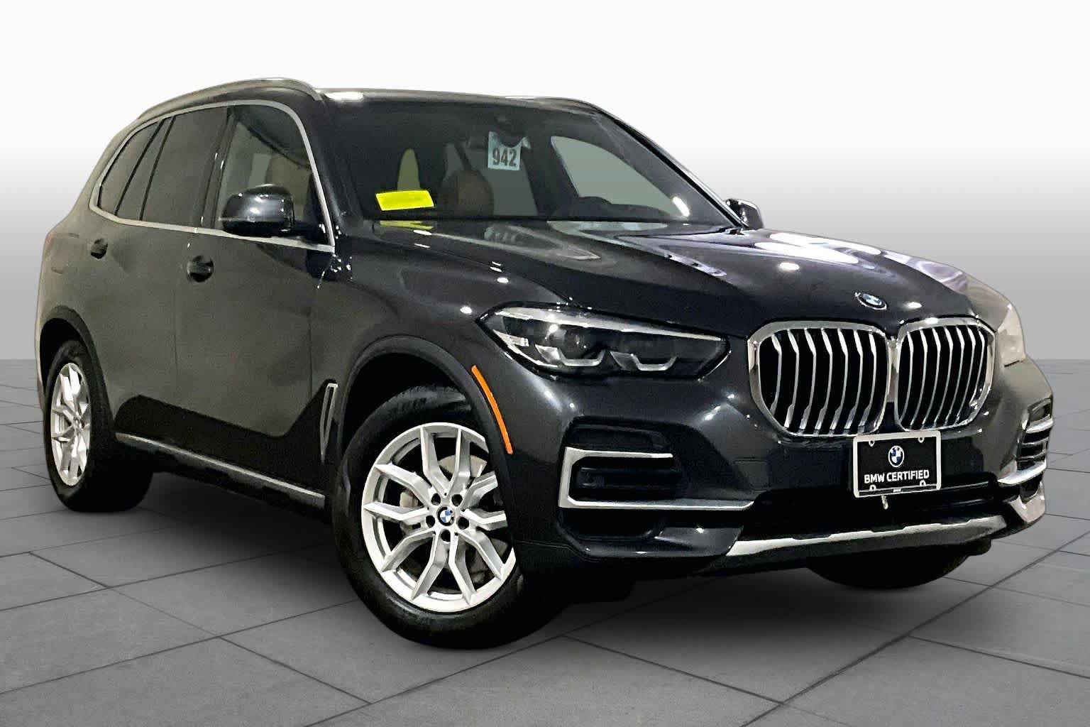 Certified 2023 BMW X5 xDrive40i w/ Premium Package AWD/4WD image 2