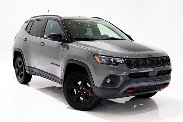 Used 2023 Jeep Compass Trailhawk AWD/4WD image 6
