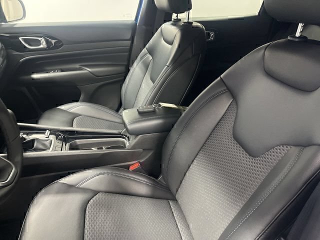 New 2026 Jeep Compass Latitude AWD/4WD image 8