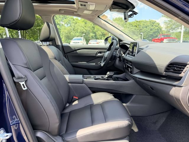 New 2026 Nissan Rogue Dark Armor FWD image 10