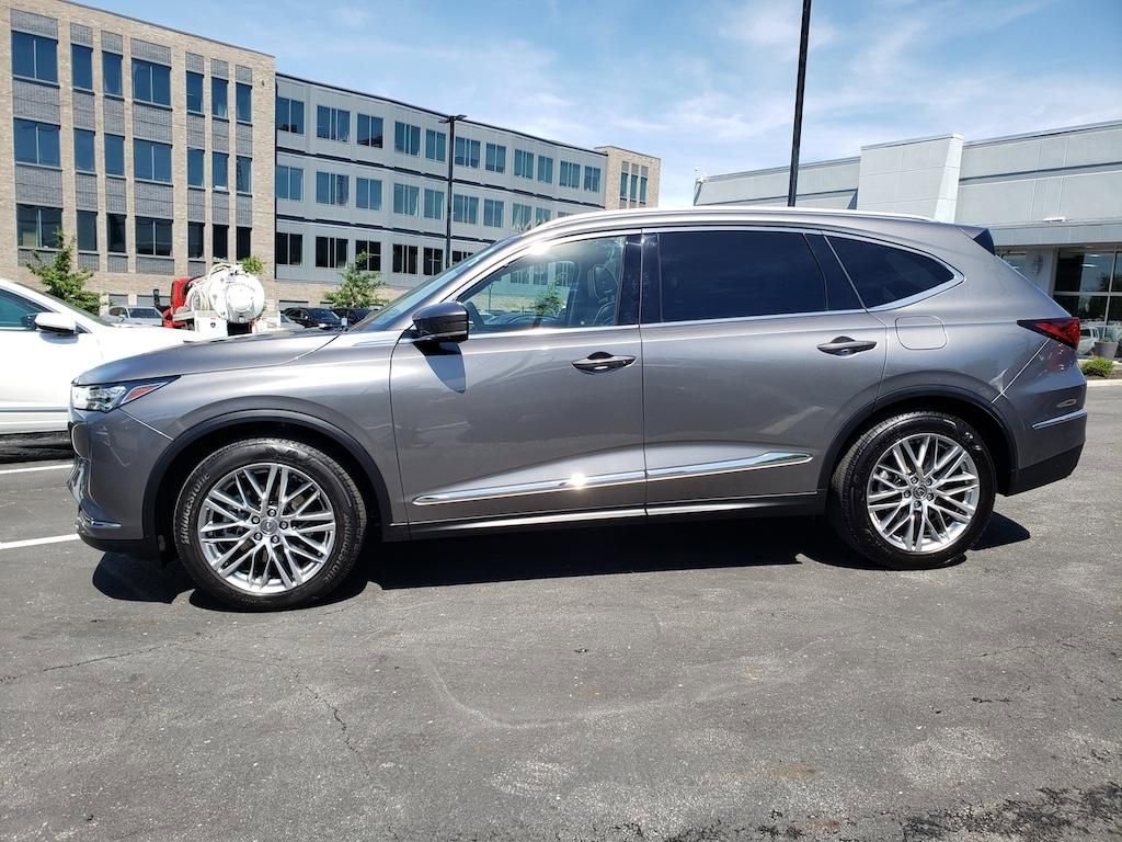 Used 2023 Acura MDX SH-AWD w/ Advance Package image 5