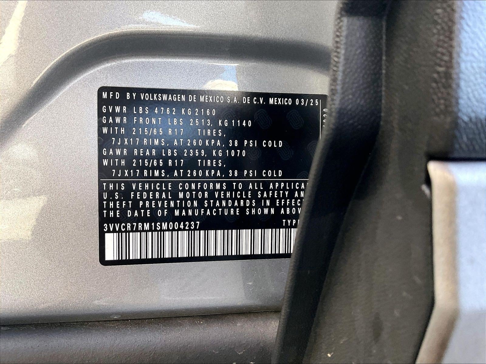 Certified 2025 Volkswagen Tiguan S FWD image 31