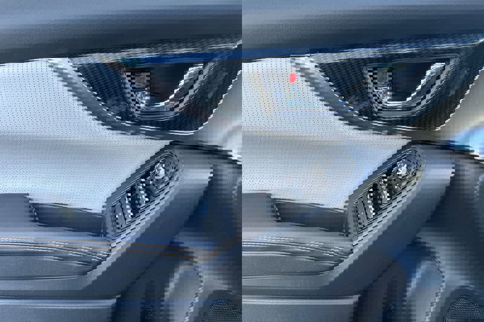 Used 2018 Subaru Crosstrek 2.0i Limited image 12