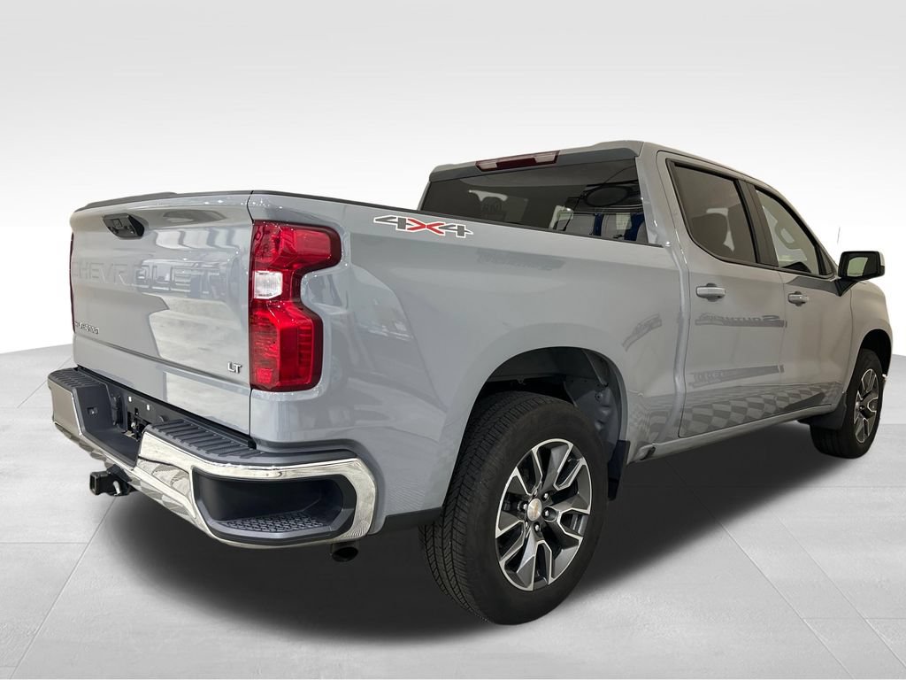 Used 2024 Chevrolet Silverado 1500 LT AWD/4WD image 6