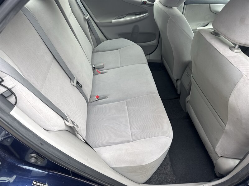 Used 2011 Toyota Corolla LE FWD image 36
