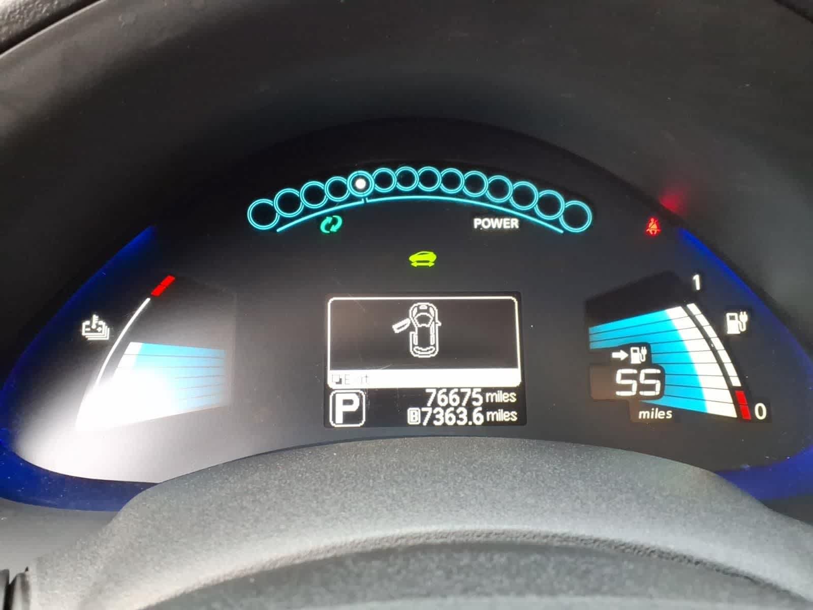Used 2017 Nissan Leaf SL w/ Premium Package FWD image 19