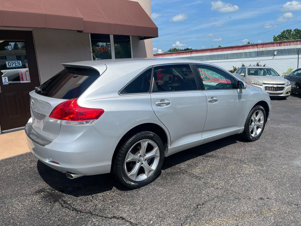 Used 2009 Toyota Venza FWD image 5