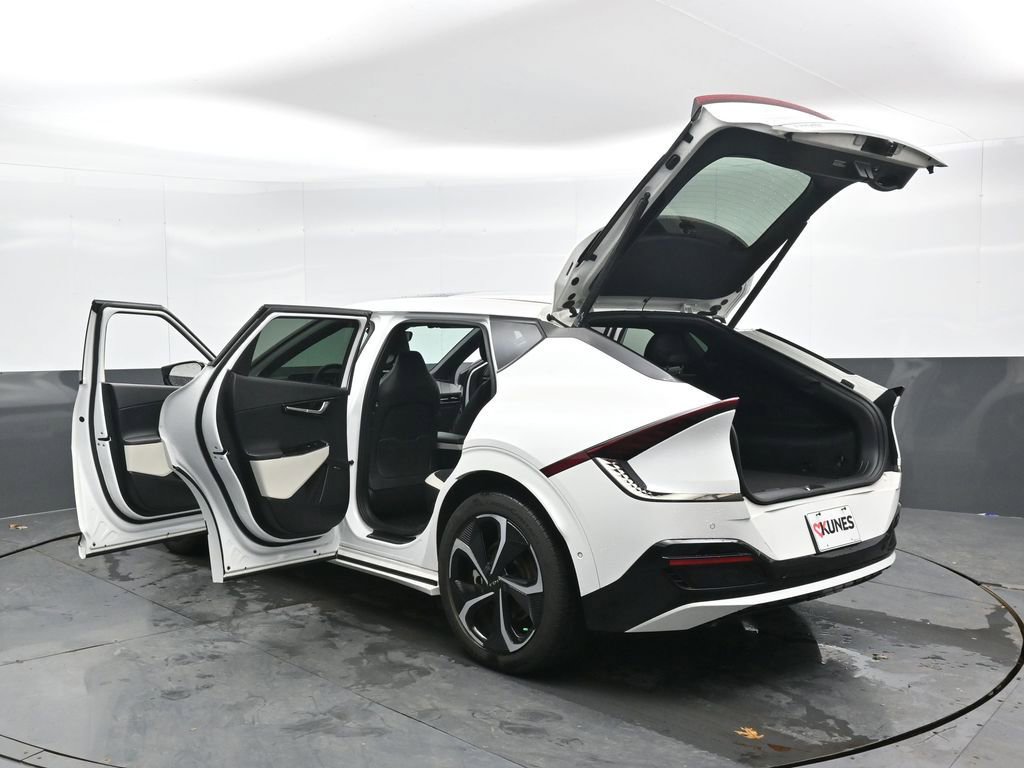 Used 2024 Kia EV6 GT-Line image 34