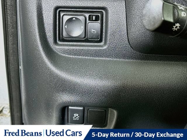 Used 2016 Nissan Versa S Plus FWD image 14