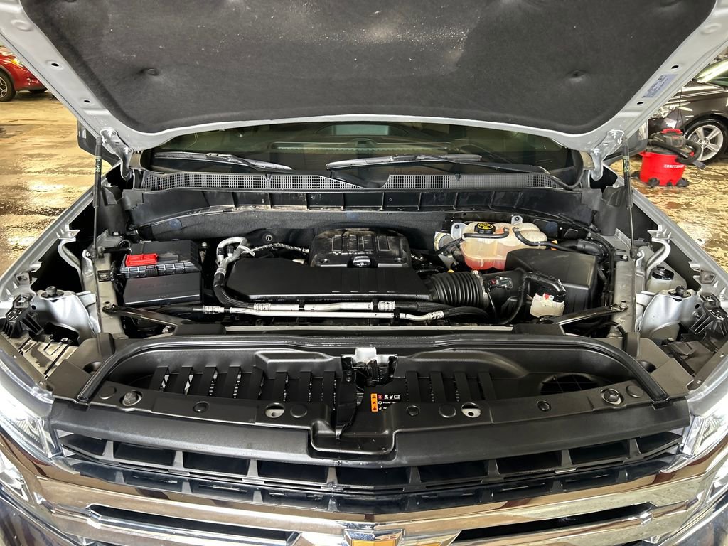 Certified 2022 Chevrolet Silverado 1500 LT AWD/4WD image 10