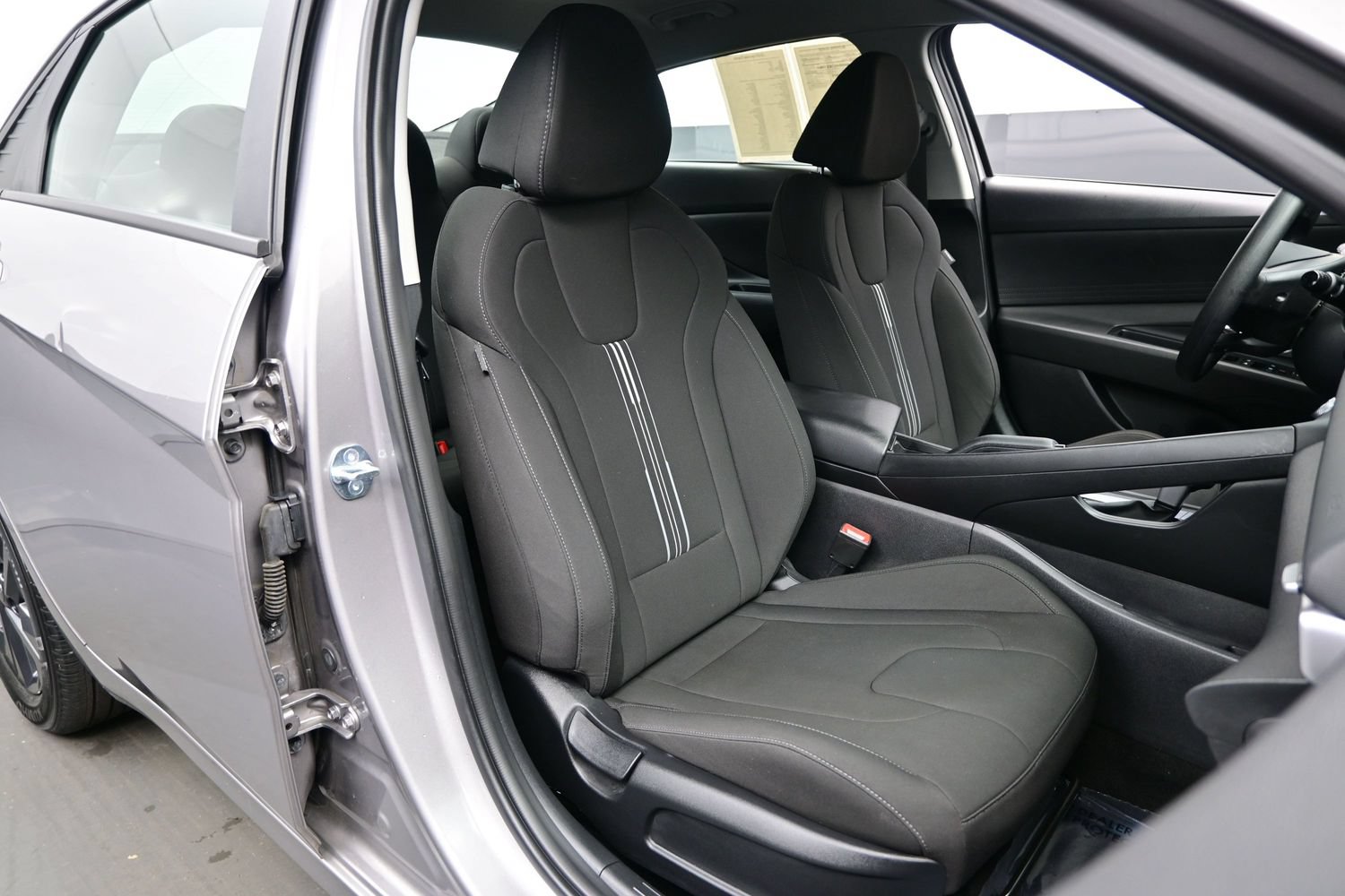Certified 2023 Hyundai Elantra SEL FWD image 13