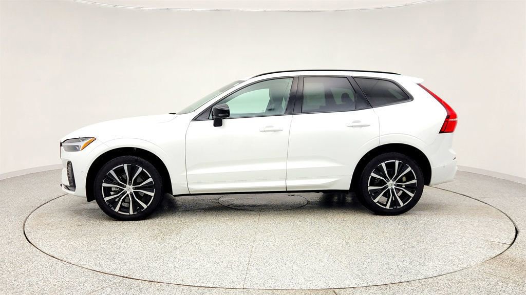 Used 2024 Volvo XC60 B5 Plus w/ Protection Package Premier AWD/4WD image 8