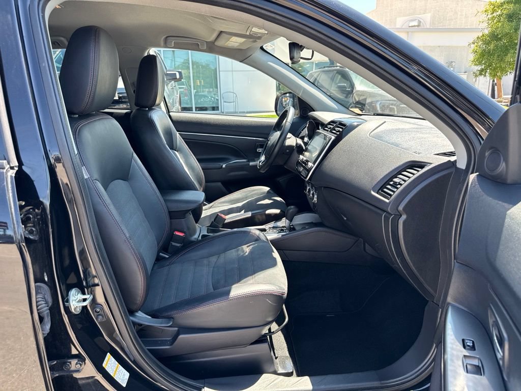 Used 2024 Mitsubishi Outlander Sport SE AWD/4WD image 13