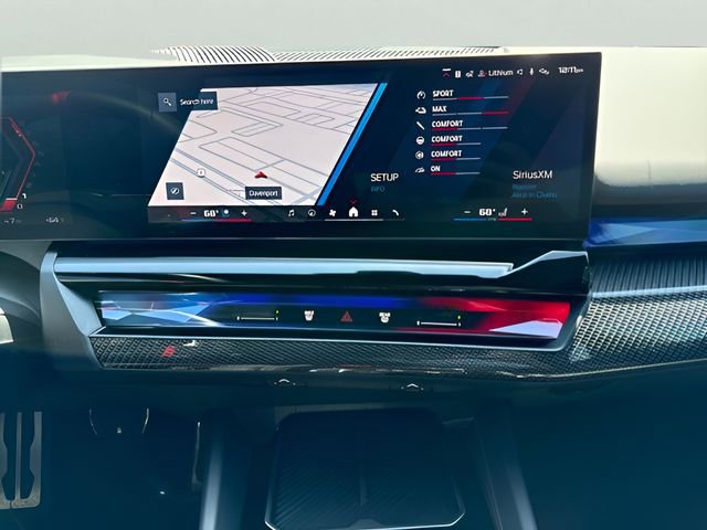 Certified 2025 BMW M5 w/ Carbon Package AWD/4WD image 18