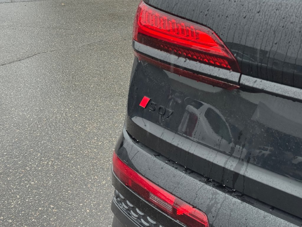 Used 2026 Audi SQ7 Premium Plus AWD/4WD image 36