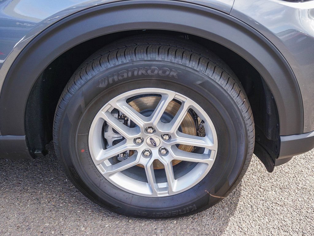 New 2026 Ford Explorer Active w/ Active Comfort Package RWD image 9