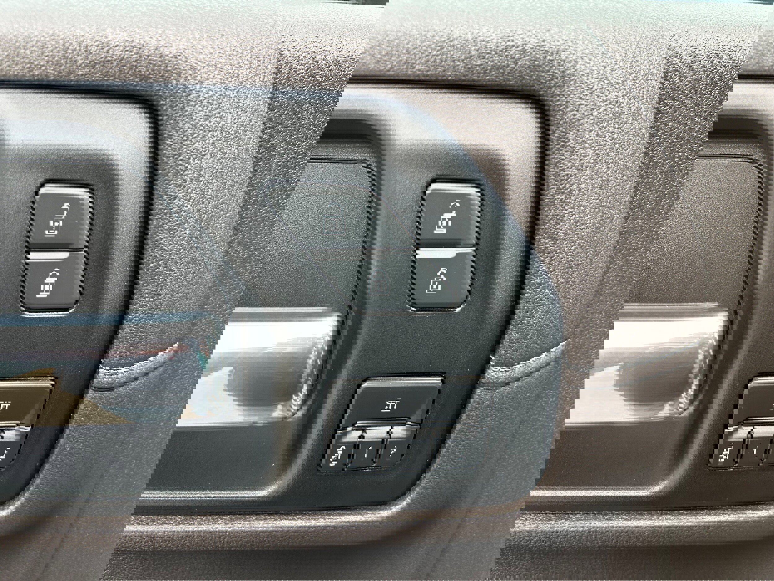 Used 2020 Chevrolet Silverado 2500 LTZ image 19