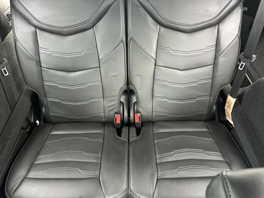 Used 2024 Cadillac XT6 Premium Luxury w/ Platinum Package AWD/4WD image 16