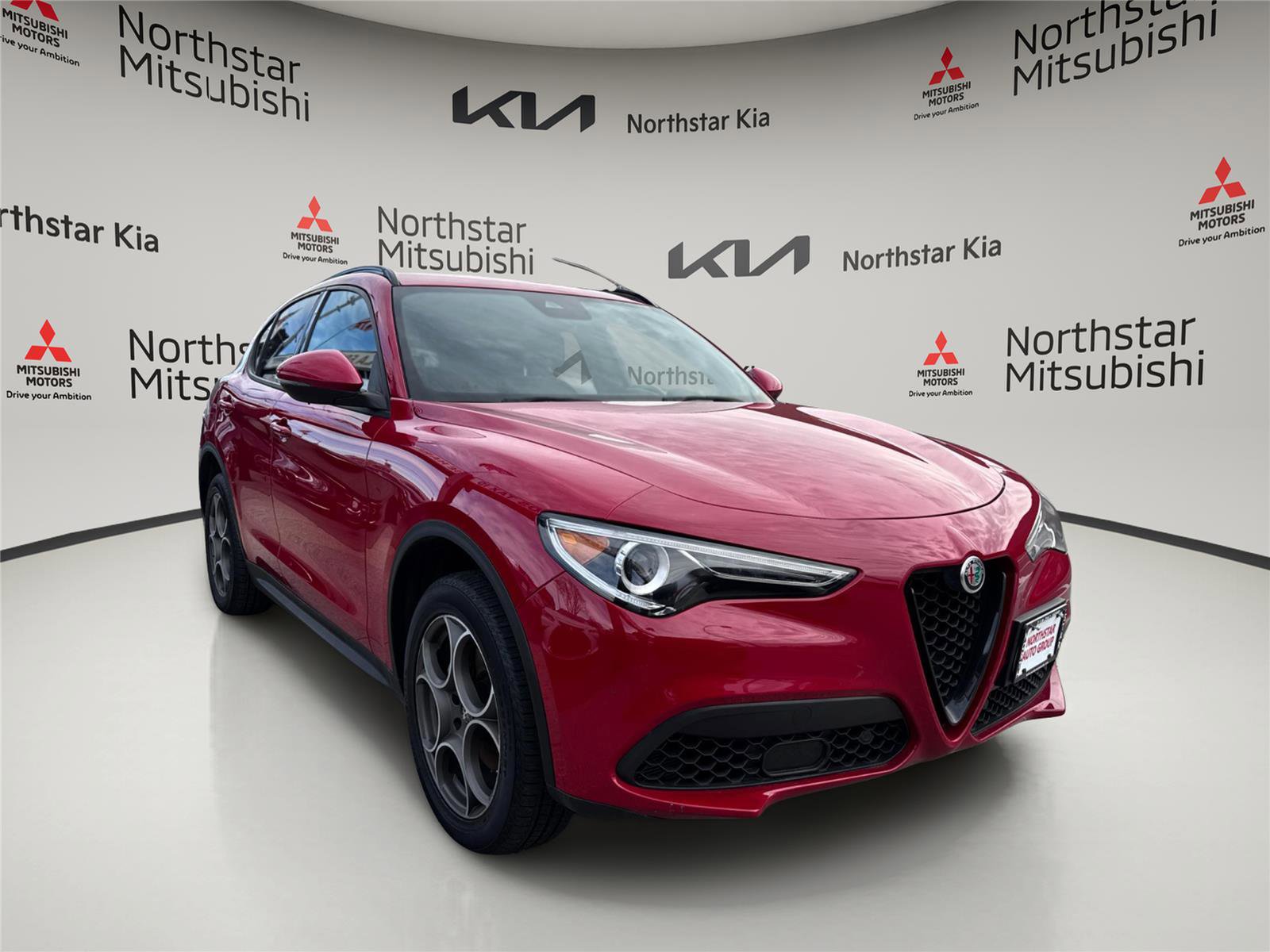 Used 2022 Alfa Romeo Stelvio Sprint image 5