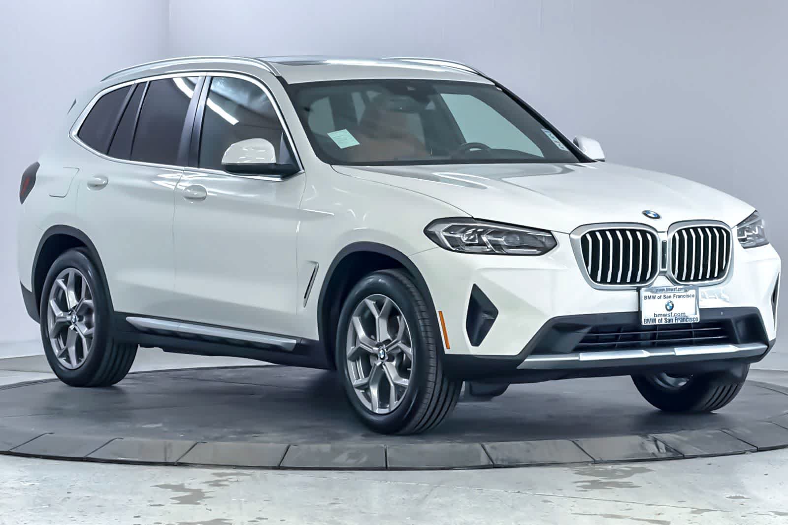 Used 2023 BMW X3 xDrive30i w/ Convenience Package AWD/4WD image 9