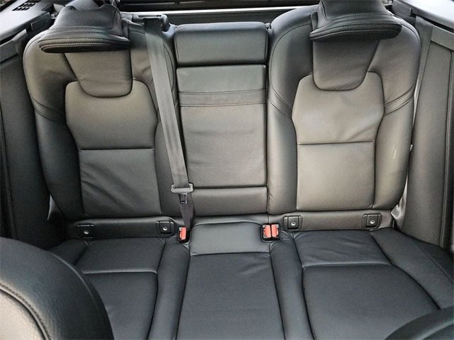 Used 2020 Volvo XC60 T5 Inscription w/ Protection Package Premier image 13