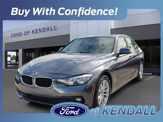 Used 2017 BMW 320i Sedan image 1