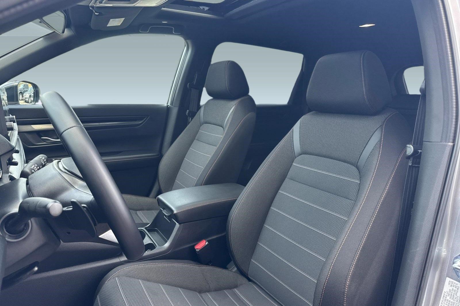 Certified 2025 Honda CR-V Sport image 5