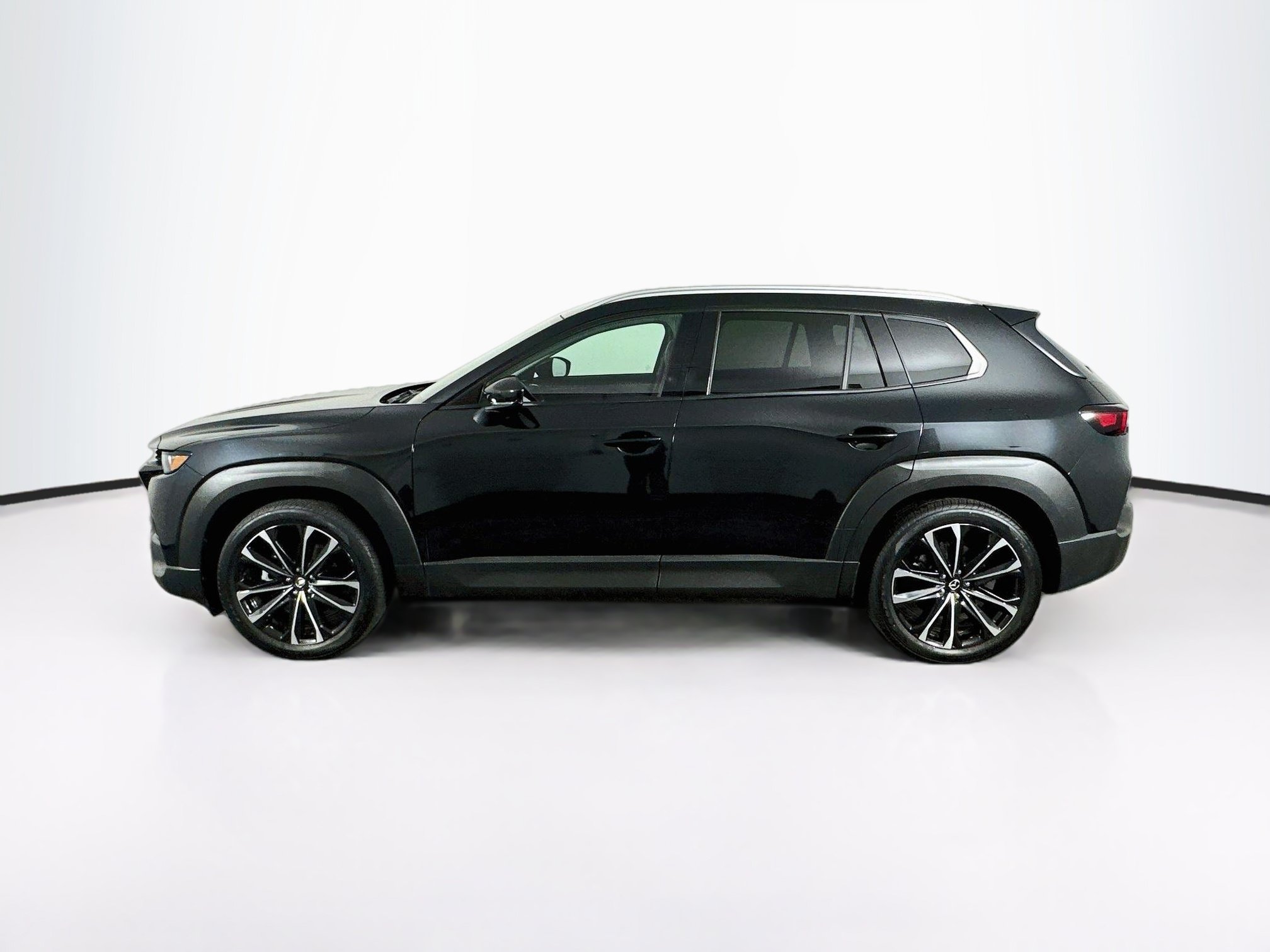 Used 2025 MAZDA CX-50 AWD 2.5 S w/ Premium Plus Pkg image 4