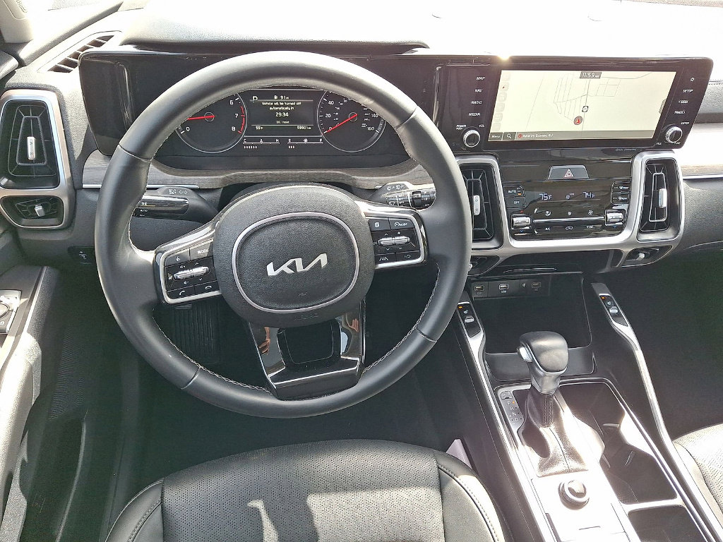 Used 2023 Kia Sorento S w/ Panoramic Sunroof Package AWD/4WD image 21