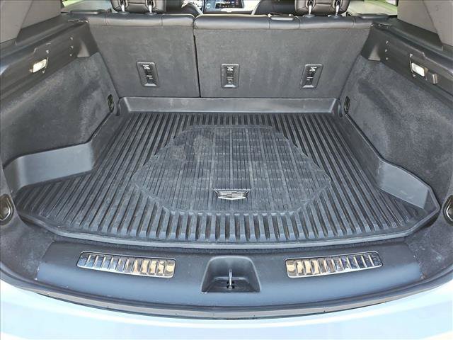 Used 2021 Cadillac XT4 Sport w/ Technology Package FWD image 6