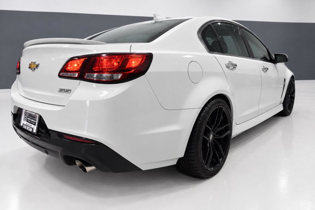 Used 2015 Chevrolet SS RWD image 8