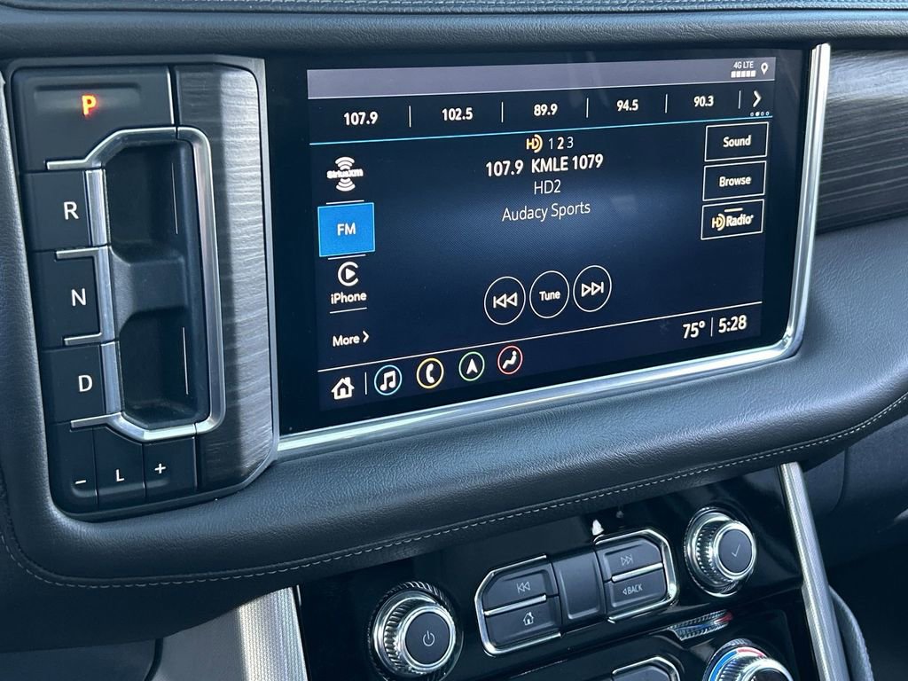 Used 2021 GMC Yukon XL Denali w/ Denali Ultimate Package image 13