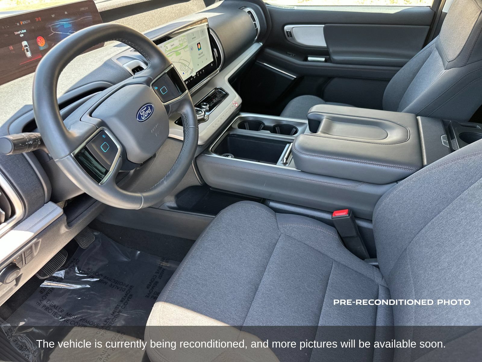 Used 2025 Ford Expedition Active AWD/4WD image 12