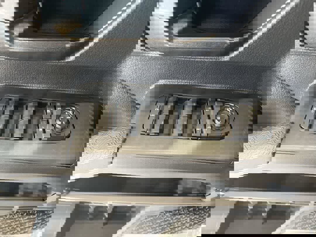 New 2025 Toyota Tacoma SR5 image 15